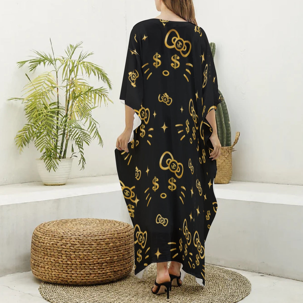 Cash Kitty Silk V-neck mumu-Blackout