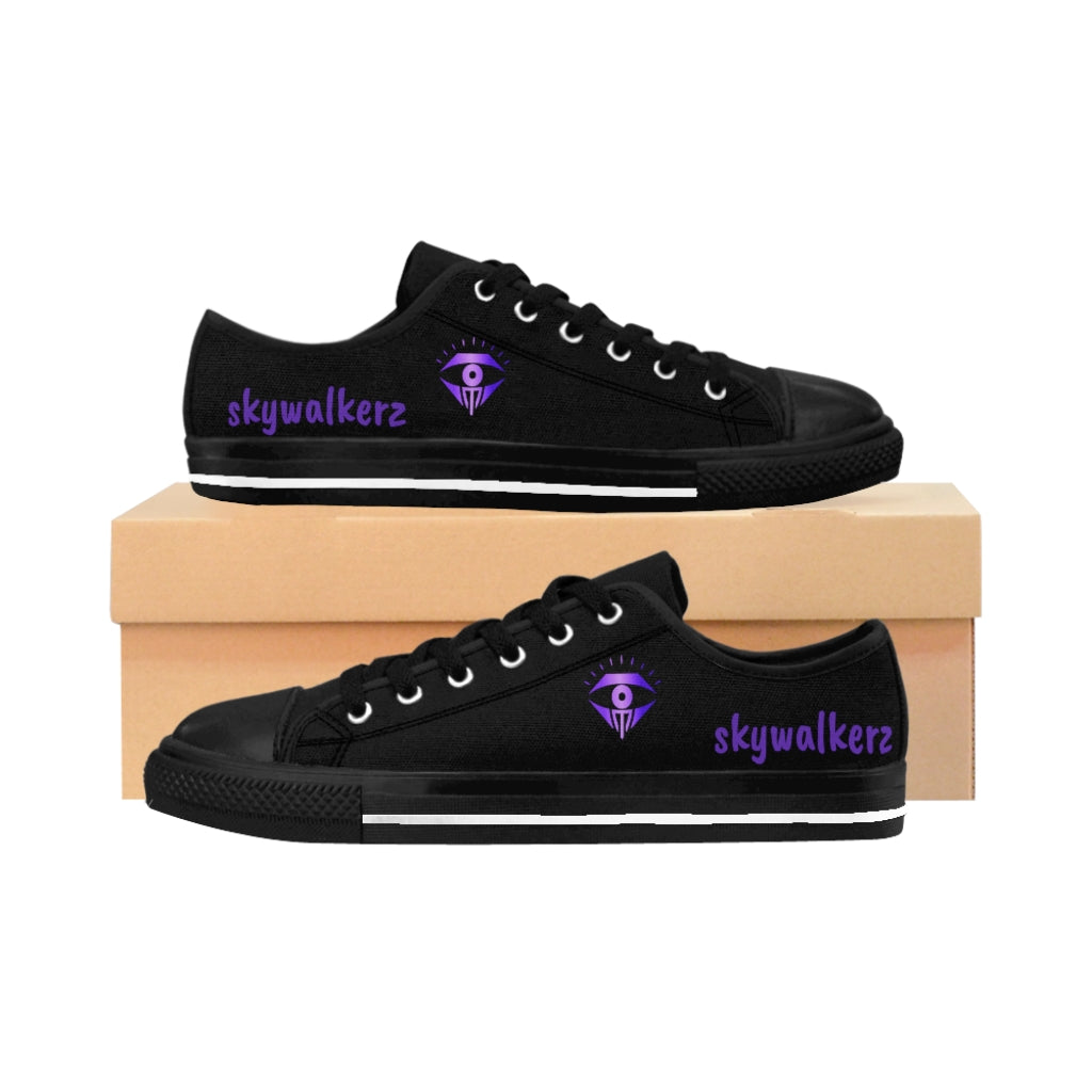 front  custom shoes merchandize designer online fashion merchandize fashion